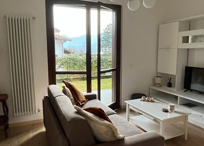 Borgo Castello * Argegno