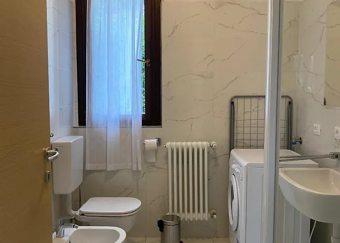 Borgo Castello E1 *