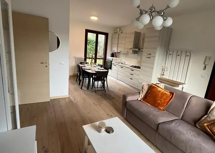 Апартаменты Borgo Castello E1