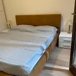 Borgo Castello E1 Daire *